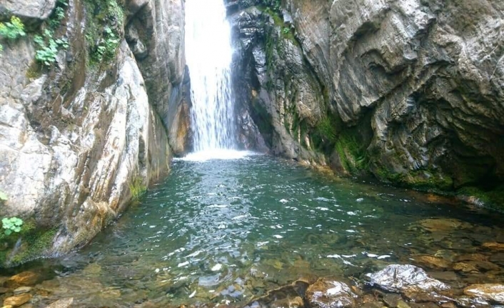  Bursa’da 30 Dereceyi Bulan Hava Sıcaklığı Herkesi Bunaltırken, Uludağ