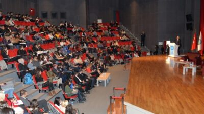 Bursa Uludağ Üniversitesi (BUÜ) Kariyer Uygulama ve Araştırma Merkezi (KARMER)