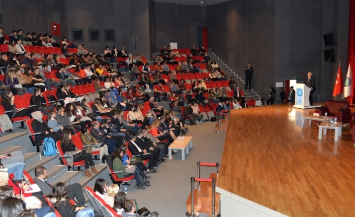 Bursa Uludağ Üniversitesi (BUÜ) Kariyer Uygulama ve Araştırma Merkezi (KARMER)