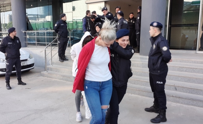  Bursa’da Bin Polisin Katılımıyla Düzenlenen Şafak Vakti Uyuşturucu Operasyonunda