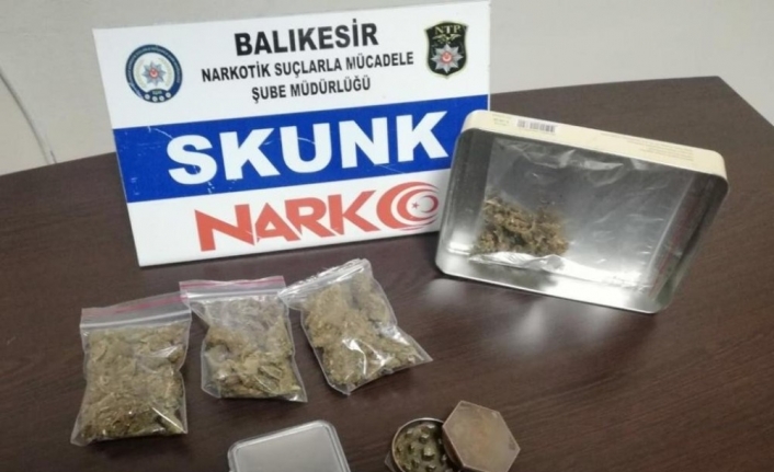  Balıkesir Polisi Özellikler Çocuk Ve Gençleri Hedef Alan Uyuşturucu