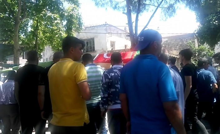 Balıkesir’in Ayvalık ilçesinde kullandıkları uyuşturucu maddeden hayatlarını kaybettikleri iddia edilen