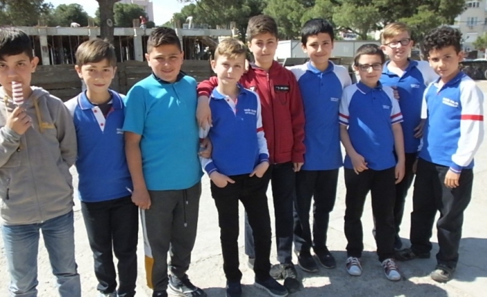 Balıkesir’in Burhaniye ilçesinde, Vali Ersin Yazıcı’ya yaptığı ziyaretle gündeme gelen