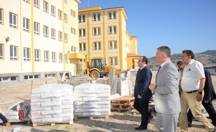 Balıkesir Valisi Ersin Yazıcı, Eğitim Yatırımlarının Son Durumlarını Yerinde İnceledi