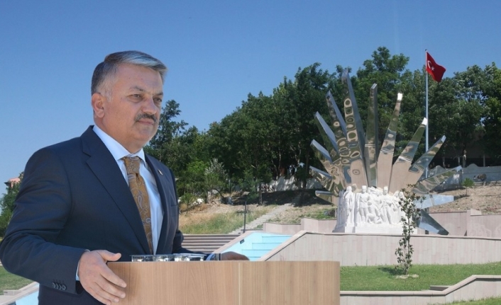 Balıkesir Valisi Ersin Yazıcı, 16 Mayıs Kuva-yi Milliye Günü nedeniyle