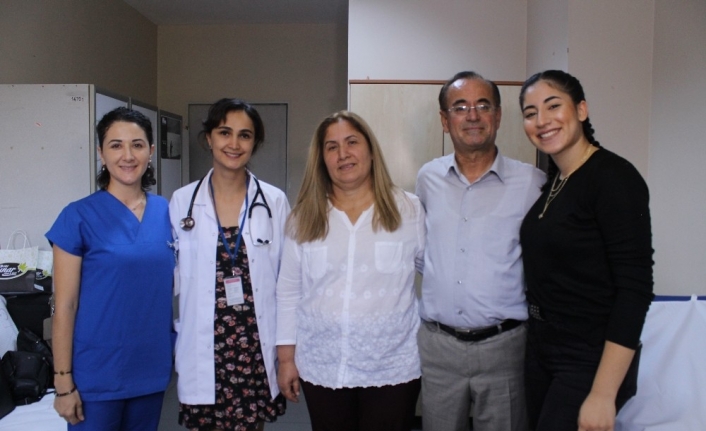  Tekin Sağır, Eşi İsmet, Kızı Nazlı, Kardiyoloji Uzmanı Dr.