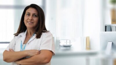 Yalnızlık duygusunun kişiyi yanlış düşünce ve inançlara sürüklediğini ve bunun