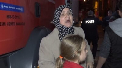  Bursa’da Kiracısının Oturduğu Evde Yangın Çikinca Ev Sahibi Küle