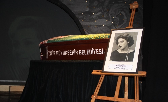  Geçtiğimiz Gün Hayatını Kaybeden Usta Tiyatrocu Jale Birsel, İzmir