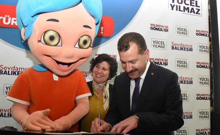 "Otizm Dostu Kentler İçin Söz İstiyoruz" taahhütnamesini imzalayan Büyükşehir Belediye