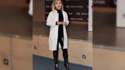 Her perşembe yapılan hekim buluşmaları kapsamında meslektaşlarına yoğun bakım ünitesiyle