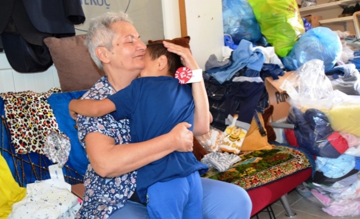 Balıkesir’in Ayvalık ilçesinde, “Fatma anne” olarak anılan, Ayvalık Şefkat Evleri
