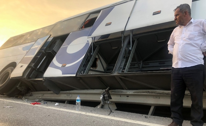 İstanbul-İzmir seferini yapan şehirler arası otobüs Bursa’da kaza yaptı. Otobüste